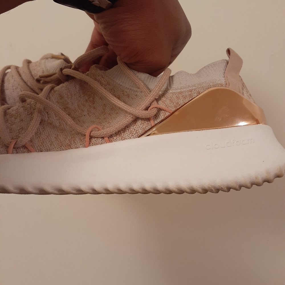 Adidas - Picture 4 of 7